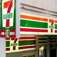 Court fines Brisbane 7-Eleven franchisee for throwing chair at sick worker