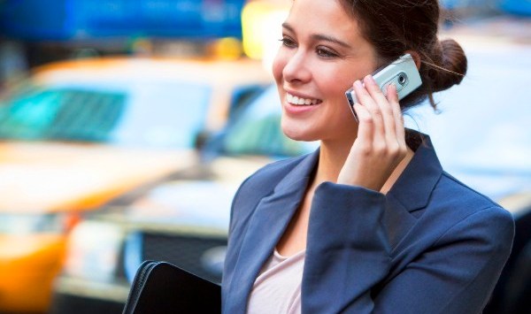 Small businesses in Melbourne and regional centres to get mobile phone coverage boosts from Optus and Vodafone