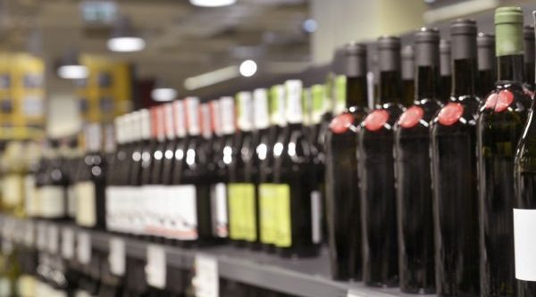 Battle of the beer: Costco takes bid to sell alcohol in SA to the Supreme Court as local pubs and bottle shops stand to lose out