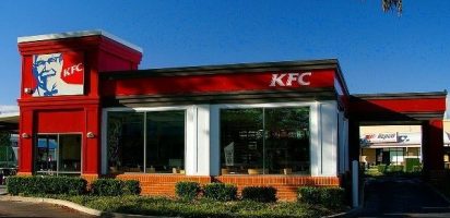 Facebook group boycotts KFC store after confusing no bacon notice for halal certification