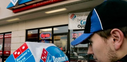 Domino’s driver resigns after being caught sharing minimum wage petition on Facebook: Lessons for your business