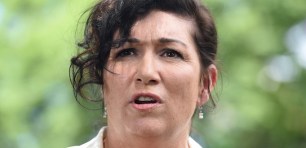 Leeanne Enoch