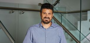 Professor Alex Loukas, co-founder and head of research at Paragen Bio. Source: Romy Bullerjahn.