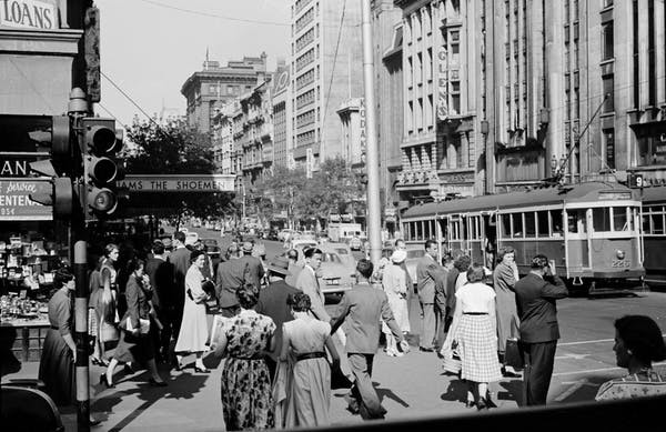 To the office via Collins Street in 1954